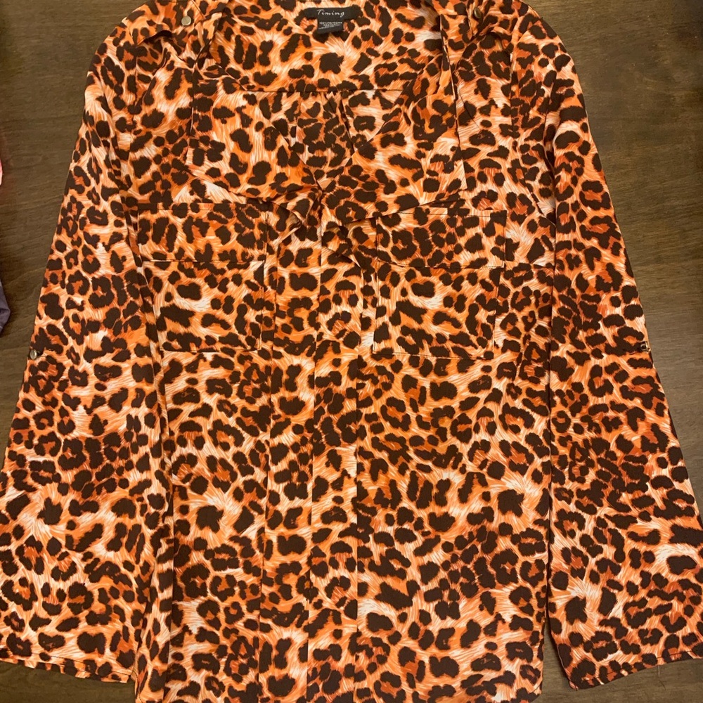 MEDIUM LEOPARD BLOUSE